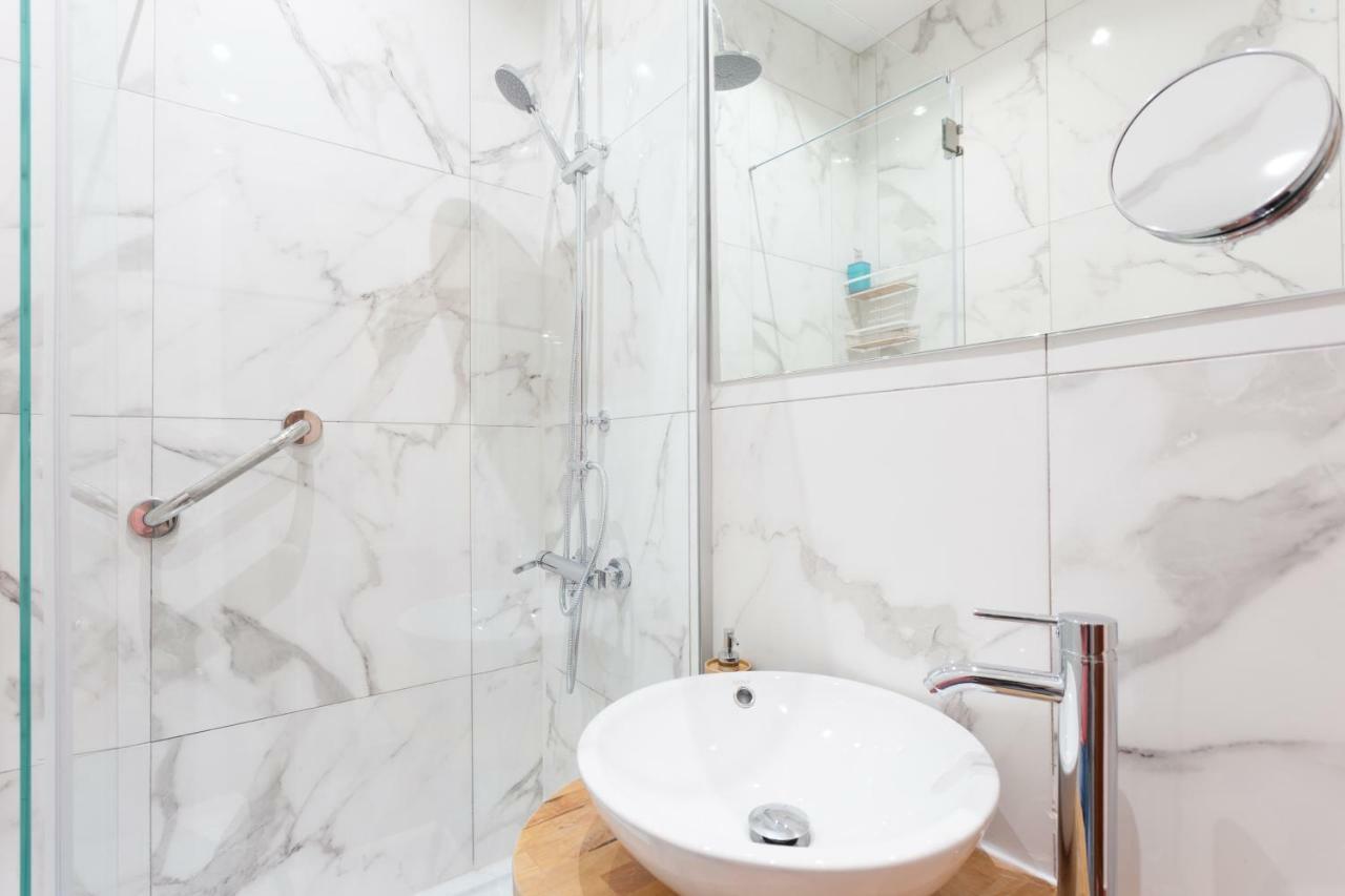 Rossio Vintage Two-Bedroom Apartment - By Lu Holidays Lisboa Exterior foto